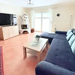 Apartman Ginster Mariendorf - Mit Garten, Gern Mit Hund, Wintergarten Middelhagen